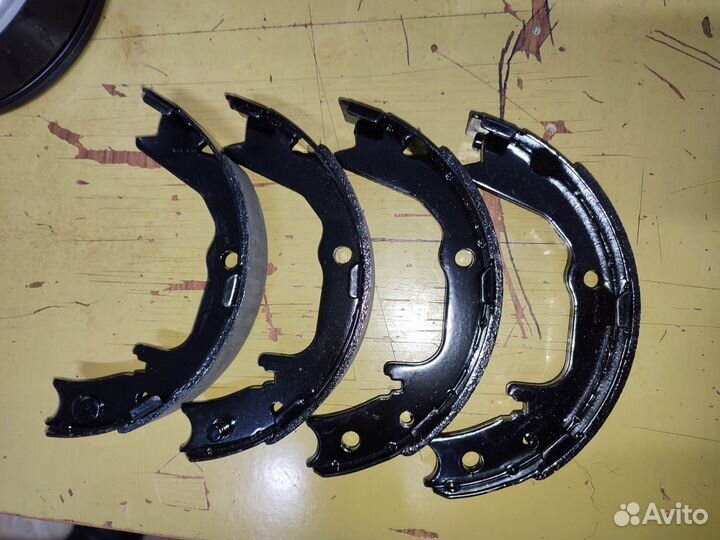 Ручной тормоз колодки lancer9