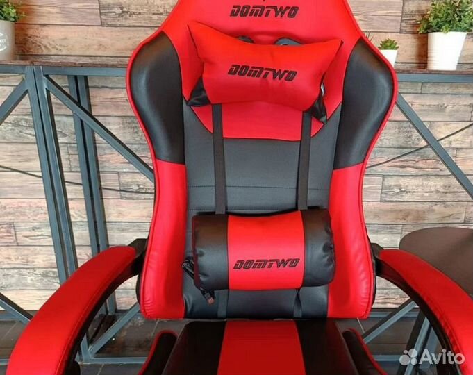 Геймерское компьютерное кресло. Красно - чёрное