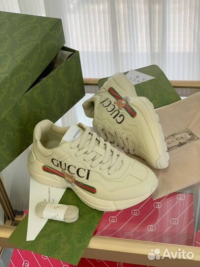 Кроссовки женские gucci