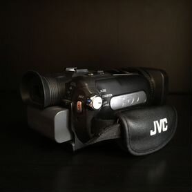 JVC GZ-HD7ER