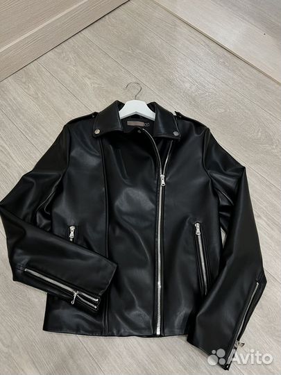 Женская куртка косуха из экокожи S (44)