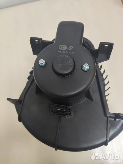 Моторчик печки Audi VW Era 664109