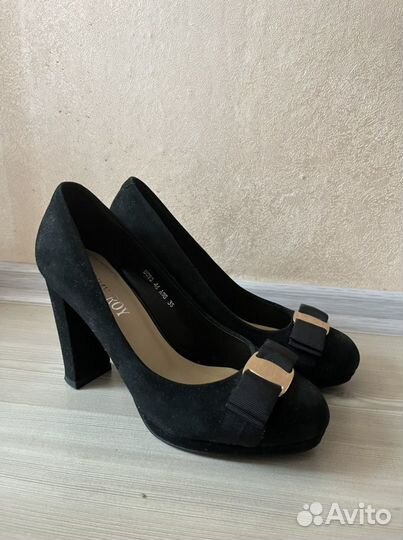 Туфли Tommy Roy 35 размер замшевые