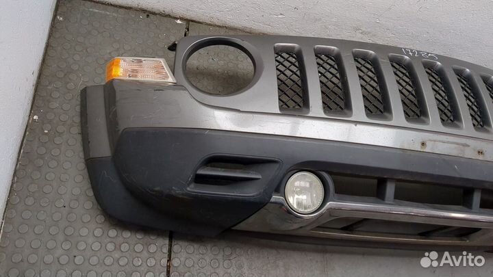 Бампер передний Jeep Patriot 2010, 2011