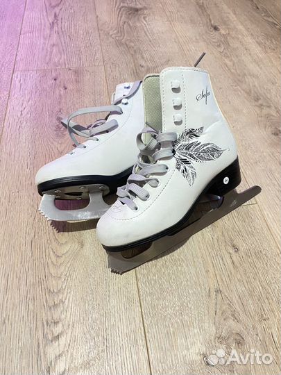 Коньки фигурные