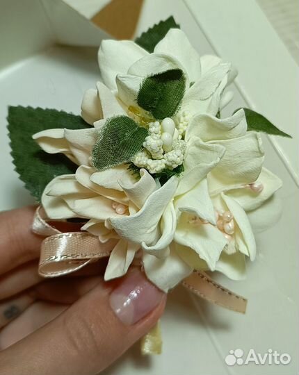 Свадебная бутоньерка для жениха