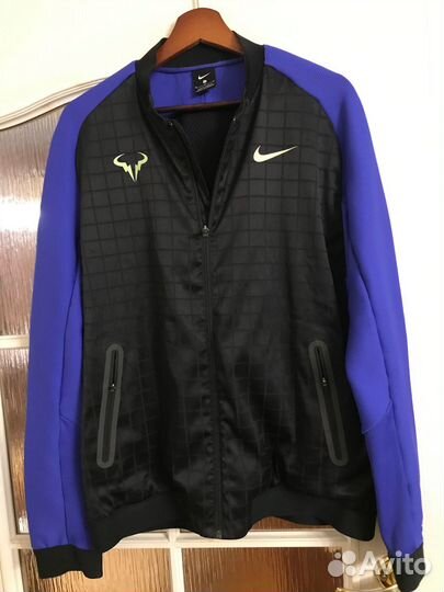 Nike Спортивная куртка мембрана размер М