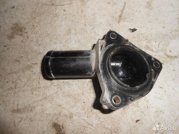 Крышка термостата (Kia Sportage)