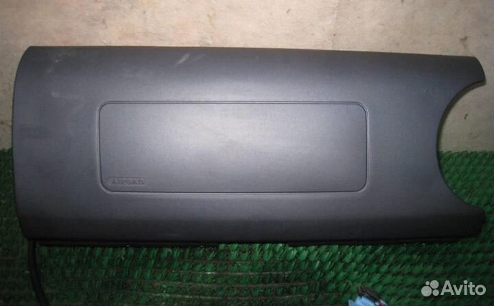 Подушка безопасности в торпедо Citroen Berlingo