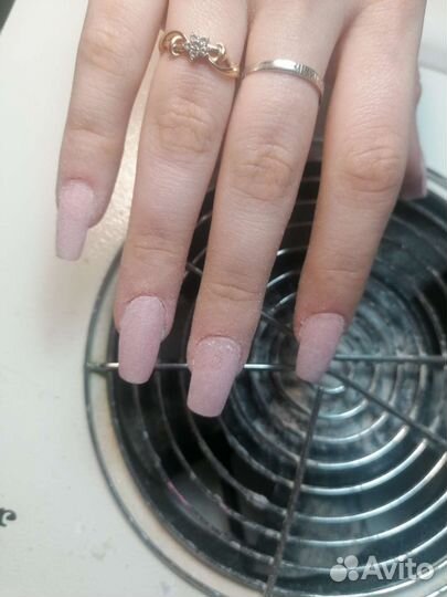 Наращивание ногтей