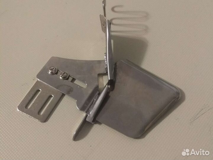 Окантователь для швейных машин