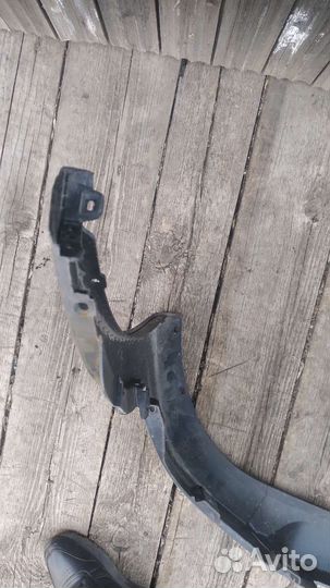 Юбка переднего бампера Hyundai Tucson