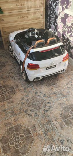 Детский электромобиль Toyota