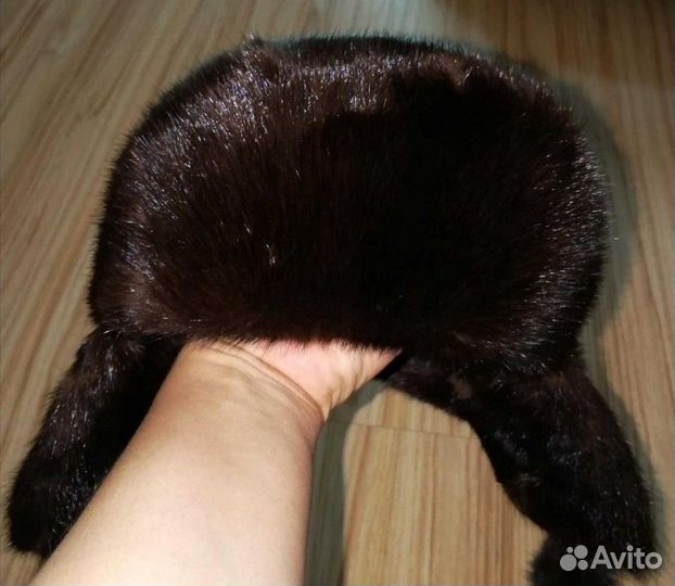 Женская шапка из меха норки