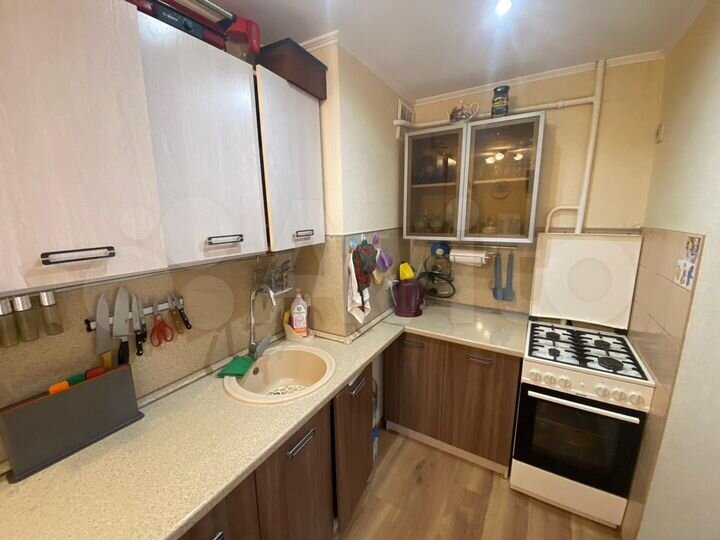 2-к. квартира, 51 м², 1/5 эт.