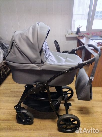 Коляска 2 в 1 Pituso Nino