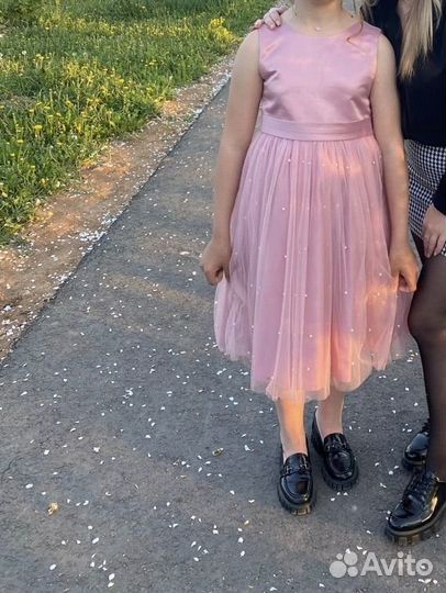 Нарядное платье 140 146