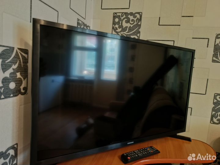 Телевизор samsung