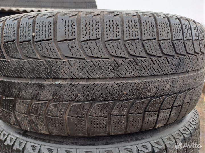Michelin X-Ice XI3 215/55 R17