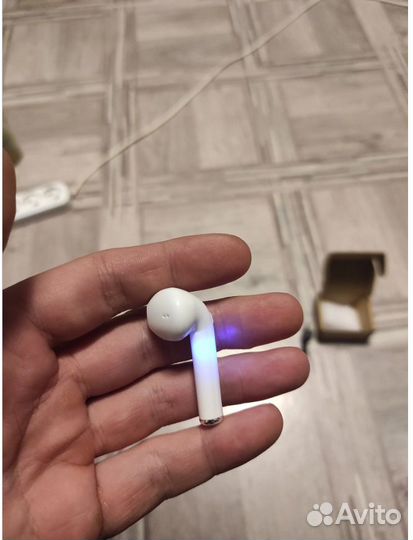 Беспроводные наушники TWS i7