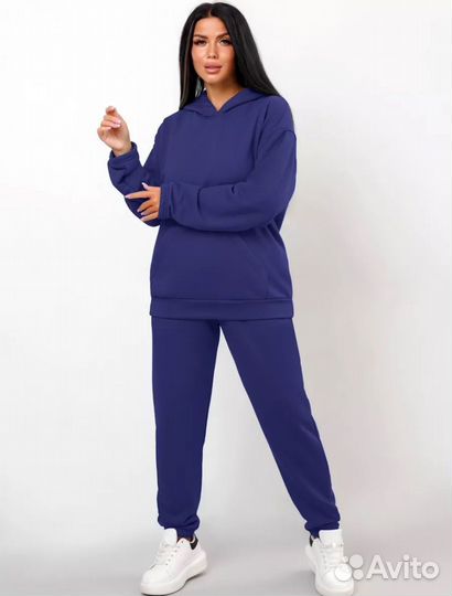 Спортивный костюм женский
