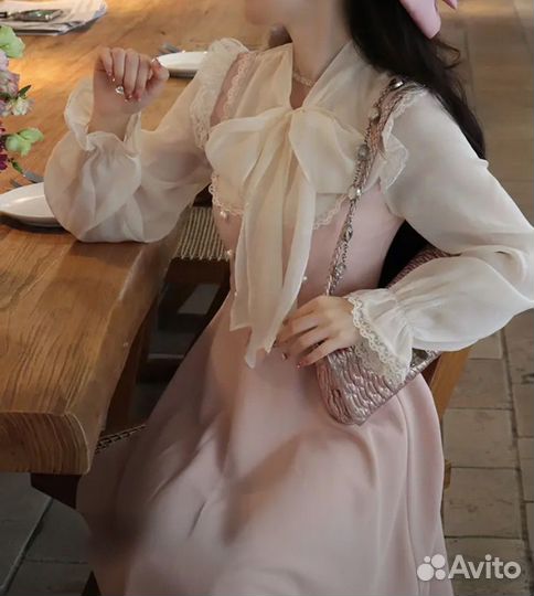 Платье розовое