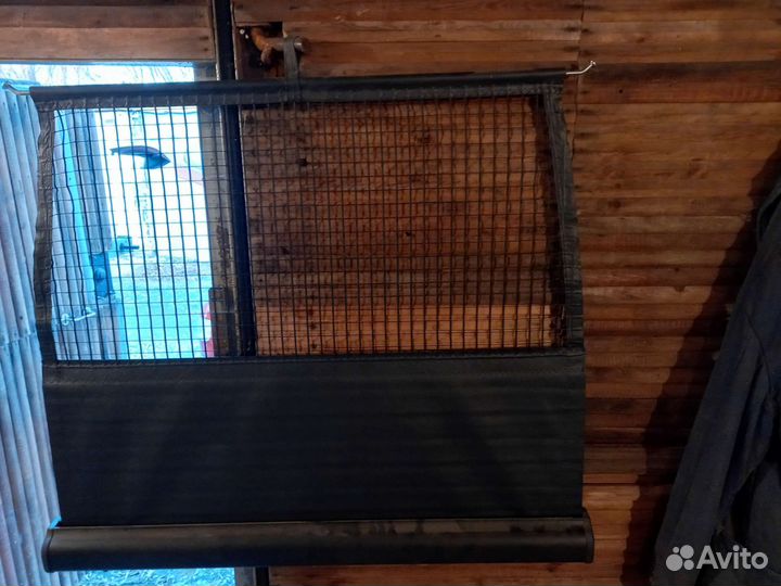 Сетка- перегородка багажника для универсала