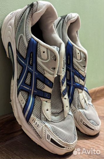 Кроссовки Asics 45 размер