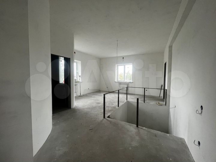 Дом 280 м² на участке 39 сот.