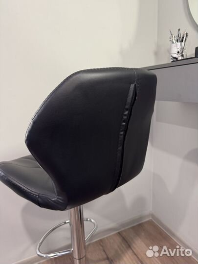 Барный стул