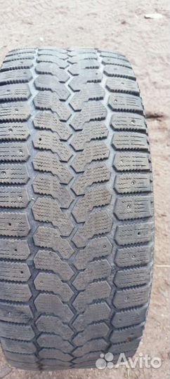 Yokohama Ice Guard Stud IG55 235/55 R18