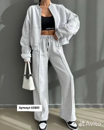 Костюм женский