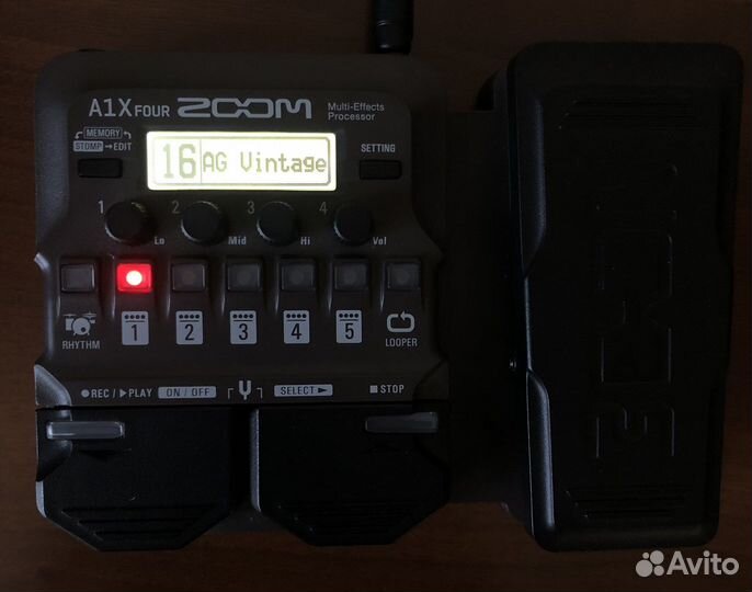 Гитарный процессор Zoom A1X four