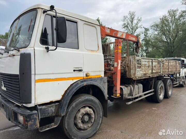 МАЗ 6303А5-320 с КМУ, 2011