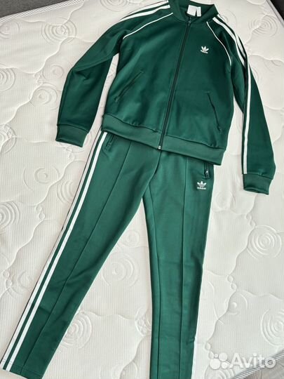 Костюм спортивный adidas