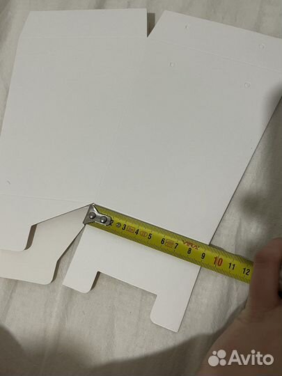 Коробка подарочная складная белая