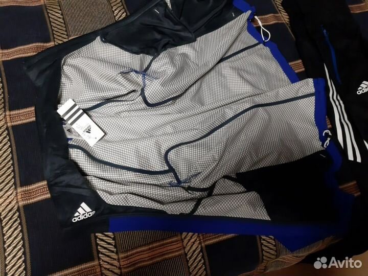 Лыж.разминочный костюмы 44-46-48 adidas gore-TEX