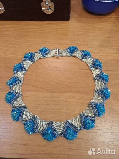 Ожерелье из бисера