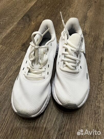 Кроссовки nike женские