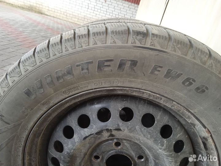 Evergreen EW66 215/65 R16 98H