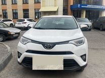 Toyota RAV4 2.0 CVT, 2017, 115 000 км, с пробегом, цена 2 250 000 руб.