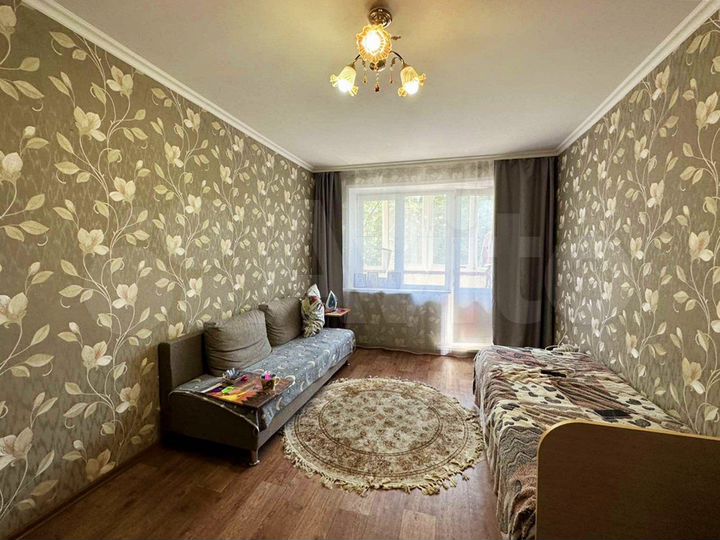 2-к. квартира, 47 м², 3/5 эт.