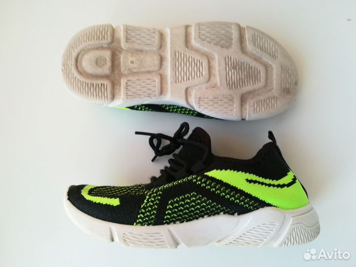 Кроссовки детские