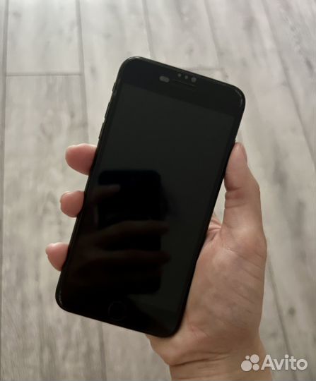 iPhone 8 Plus, 64 ГБ