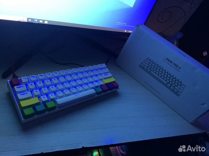 Механическая клавиатура белая провод/безпроводная