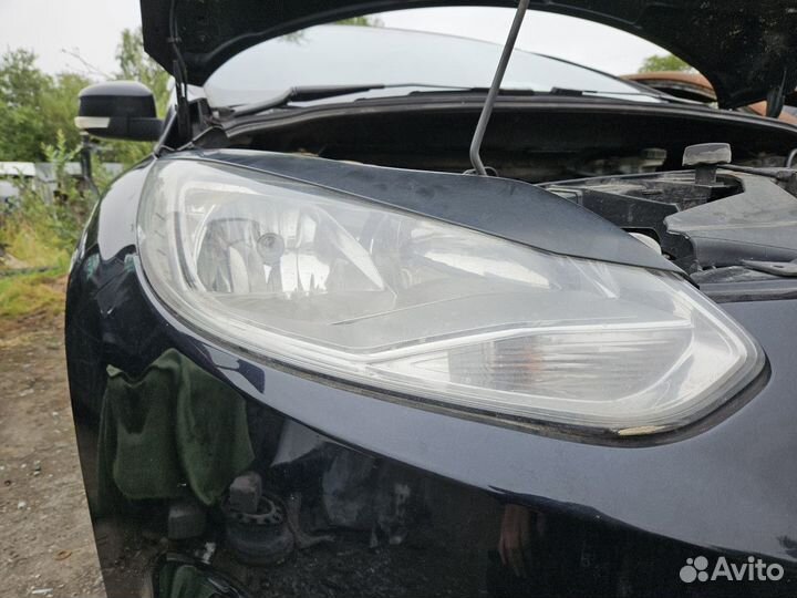 Фара правая на Ford Focus 3 хэтч