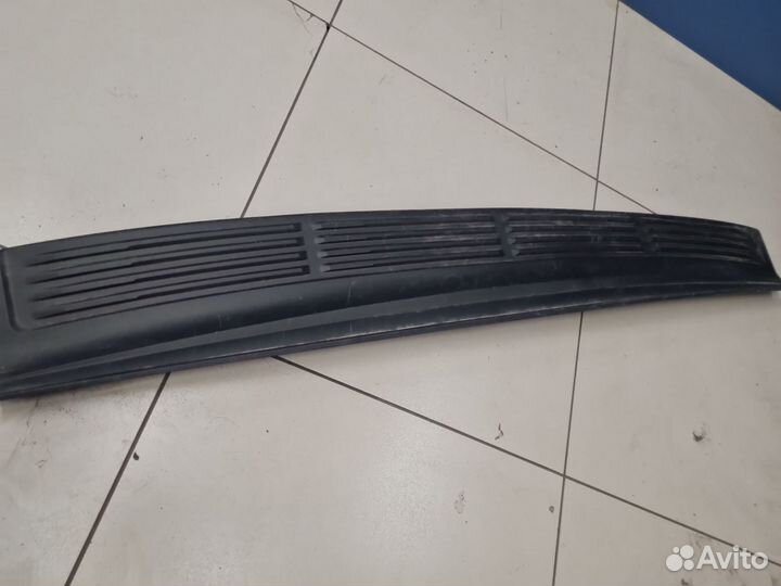 Накладка заднего бампера Lexus LX 570 URJ200 2007