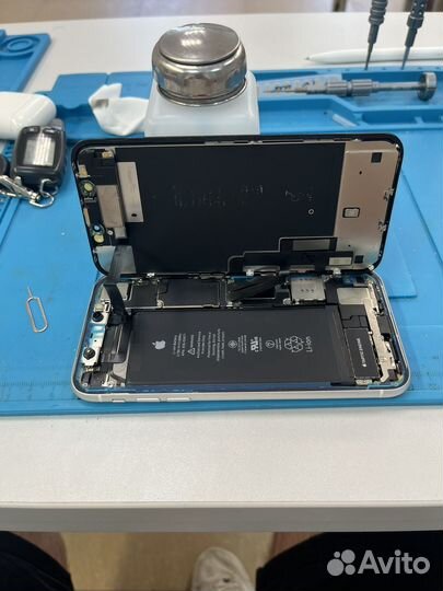 Замена аккмулятора iPhone