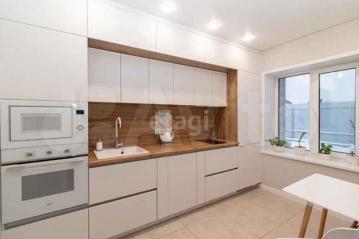 Дом 84 м² на участке 4 сот.