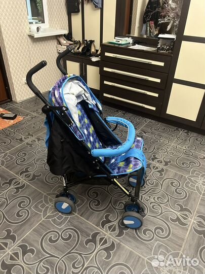 Прогулочная коляска